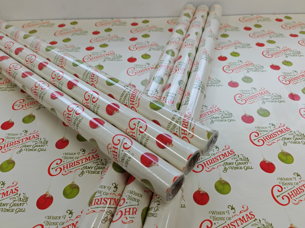 When I Think Of Christmas Wrapping Paper